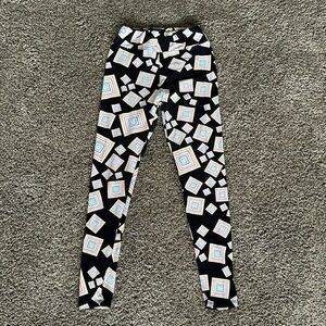 Lularoe geometric leggings one size